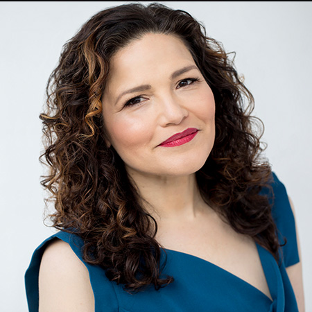 Monica Cortés Viharo headshot