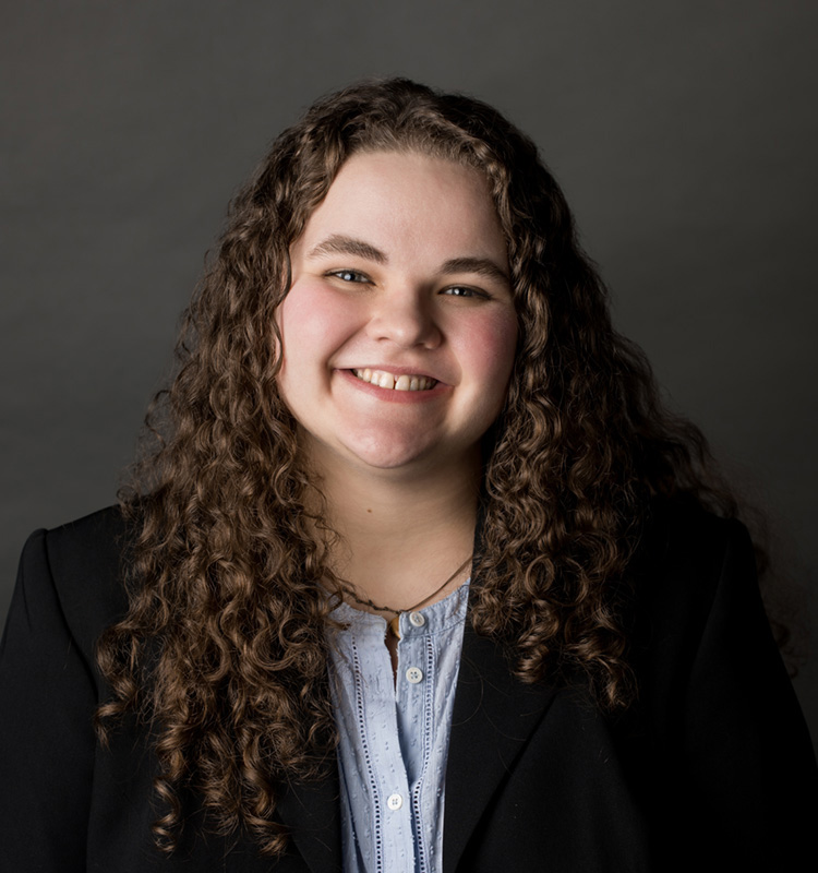 Rachel Jacobson headshot